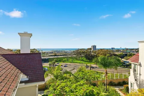845 Harbor Cliff Way #305, Oceanside, CA 92054