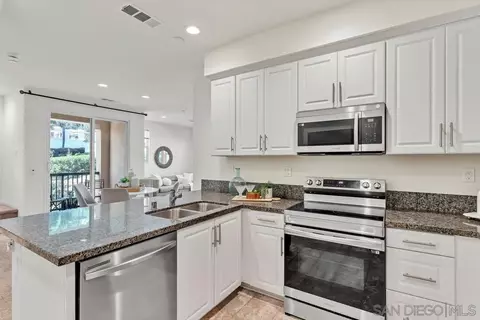 Kitchen - 2822 Juniper Berry St, Spring Valley, CA 91977 photo 2 of 3