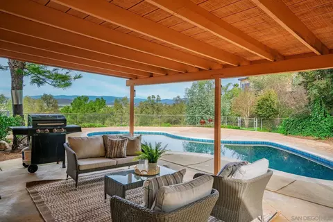 Exterior - 15770 Oak Valley Rd, Ramona, CA 92065 photo 3 of 5