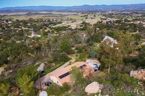 View/Area - 15770 Oak Valley Rd, Ramona, CA 92065 photo 2 of 2
