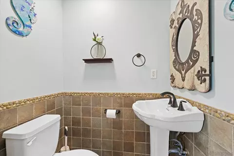 Bath - 1714 Foss Rd, Alpine, CA 91901 photo 6 of 6