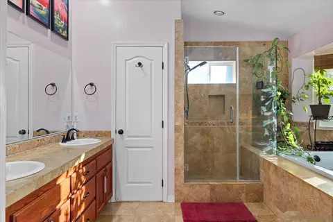 Bath - 1714 Foss Rd, Alpine, CA 91901 photo 1 of 6