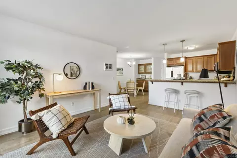 3910 Haines St #106, San Diego, CA 92109