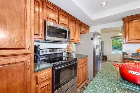 Kitchen - 15805 Oak Valley Rd, Ramona, CA 92065 photo 4 of 5