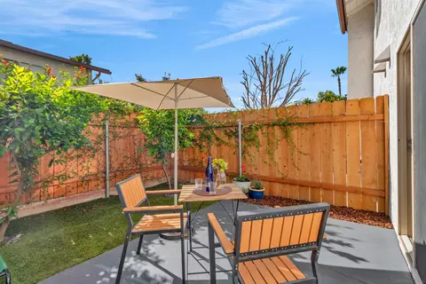 8275 Echo Dell Rd, San Diego, CA 92119