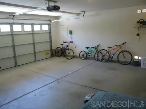 1978 Arbor Gln, Escondido, CA 92025 photo 8