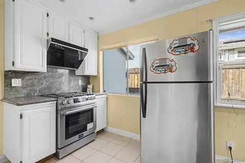 Kitchen - 10621 Keith, Santee, CA 92071 photo 2 of 2