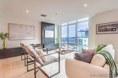 425 W Beech St #1706, San Diego, CA 92101