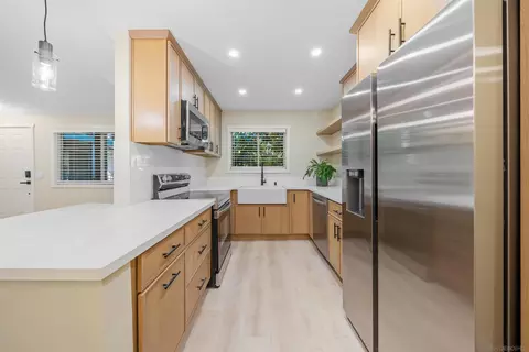 4521 55th #13, San Diego, CA 92115