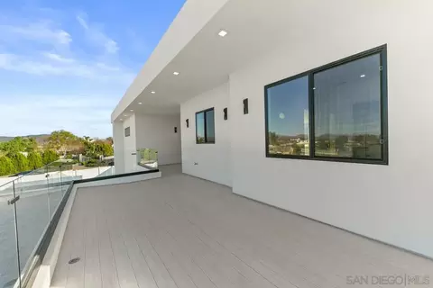 Exterior - 41955 Altanos Rd, Temecula, CA 92592 photo 10 of 14