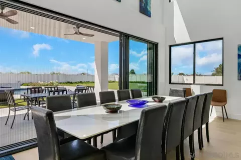 Dining - 41955 Altanos Rd, Temecula, CA 92592 photo 7 of 9
