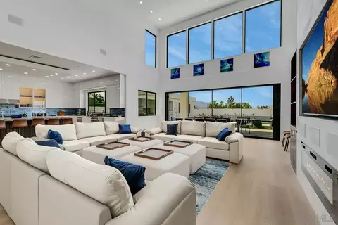 Living - 41955 Altanos Rd, Temecula, CA 92592 photo 3 of 4