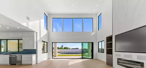 Living - 41955 Altanos Rd, Temecula, CA 92592 photo 4 of 8