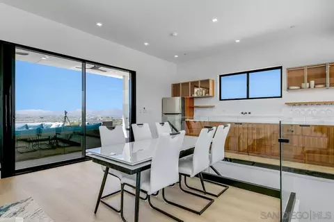 Dining - 41955 Altanos Rd, Temecula, CA 92592 photo 5 of 9