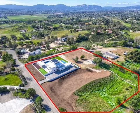 View/Area - 41955 Altanos Rd, Temecula, CA 92592 photo 8 of 8