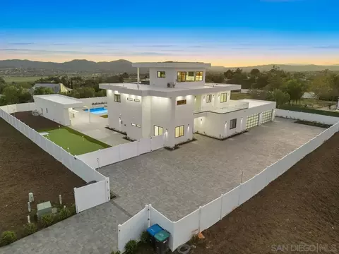 Other - 41955 Altanos Rd, Temecula, CA 92592 photo 6 of 20