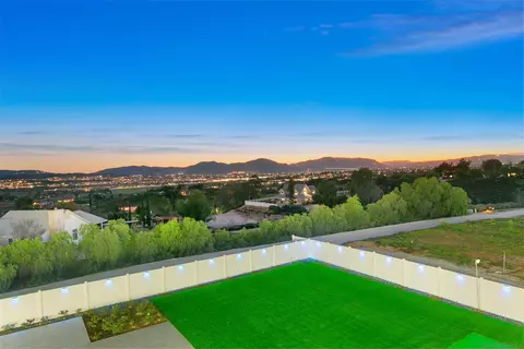 Exterior - 41955 Altanos Rd, Temecula, CA 92592 photo 7 of 14