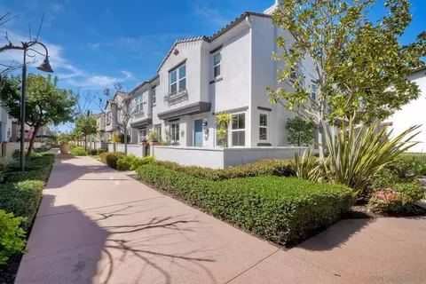 4131 Vela Way, Oceanside, CA 92057 photo 2