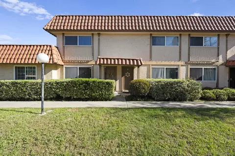 910 N Fig St #D, Escondido, CA 92026