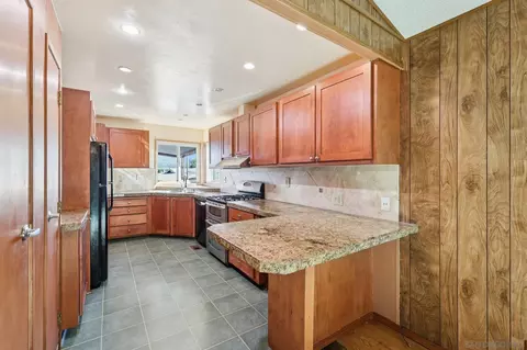 275 S Worthington St #14, Spring Valley, CA 91977 photo 17
