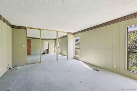 275 S Worthington St #14, Spring Valley, CA 91977 photo 25