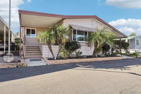 275 S Worthington St #14, Spring Valley, CA 91977 photo 2