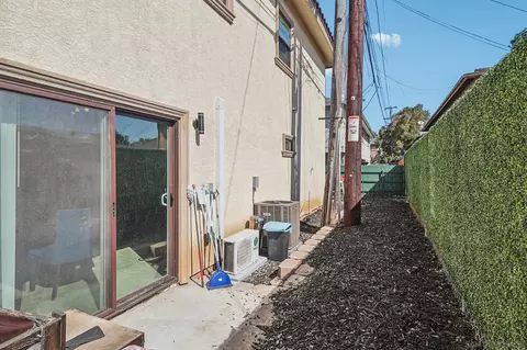 Exterior - 859 Florida St, Imperial Beach, CA 91932 photo 7 of 9