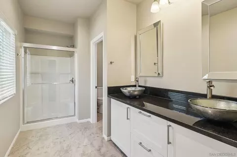 Bath - 859 Florida St, Imperial Beach, CA 91932 photo 3 of 6