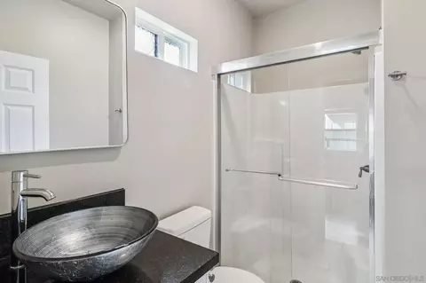 Bath - 859 Florida St, Imperial Beach, CA 91932 photo 1 of 6