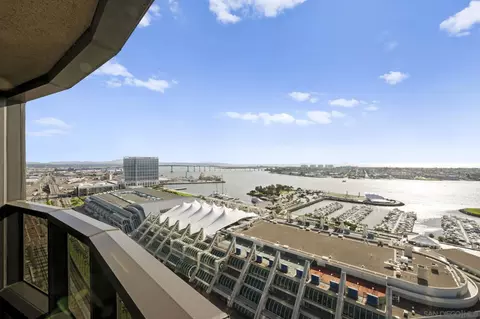 100 W Harbor Dr #3005, San Diego, CA 92101