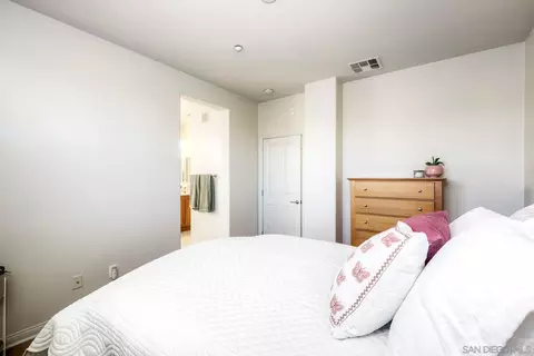Bedroom - 1921 Bassett Ln, Santee, CA 92071 photo 3 of 8