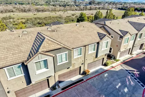 View/Area - 1921 Bassett Ln, Santee, CA 92071 photo 4 of 7