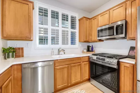 Kitchen - 1921 Bassett Ln, Santee, CA 92071 photo 1 of 4