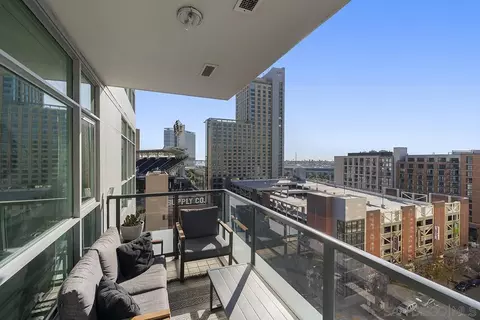 325 7th Ave #1006, San Diego, CA 92101