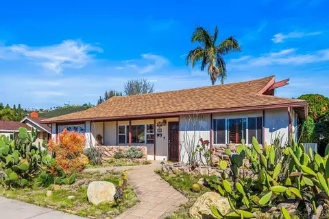 1914 Golden Circle Dr, Escondido, CA 92026