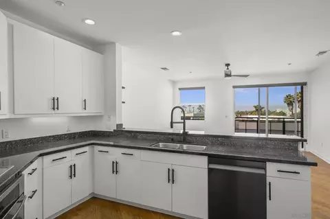 3650 5th Ave #404, San Diego, CA 92103