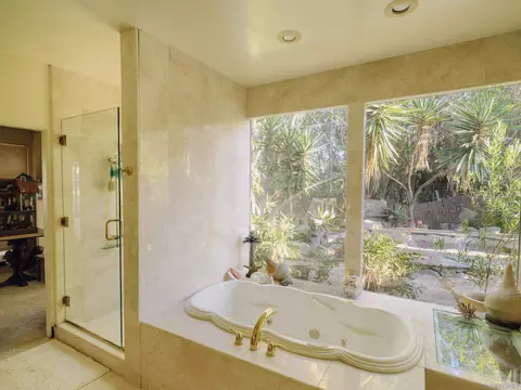 Bath - 6009 Mimulus, Rancho Santa Fe, CA 92067 photo 1 of 1