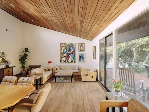 Living - 6009 Mimulus, Rancho Santa Fe, CA 92067 photo 3 of 6