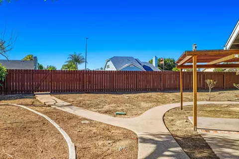 Exterior - 5639 Pony Ct, Oceanside, CA 92057 photo 12 of 14