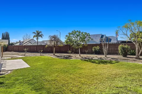 Exterior - 5639 Pony Ct, Oceanside, CA 92057 photo 9 of 14