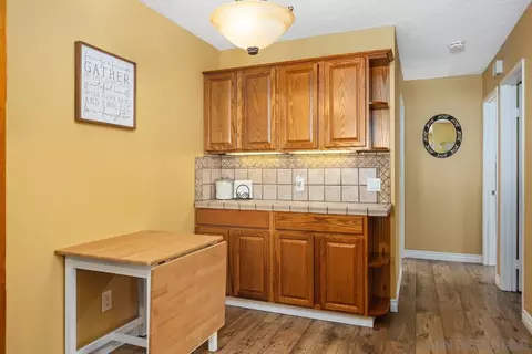 Kitchen - 10209 Princess Sarit Way, Santee, CA 92071 photo 6 of 7