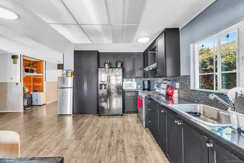 Kitchen - 607 E J St, Chula Vista, CA 91910 photo 3 of 3