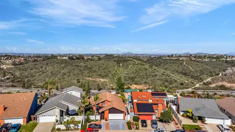 View/Area - 607 E J St, Chula Vista, CA 91910 photo 3 of 6