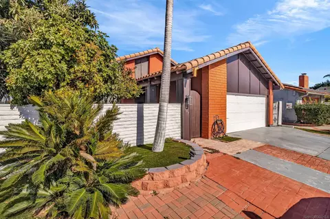 Exterior - 607 E J St, Chula Vista, CA 91910 photo 3 of 5