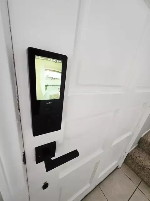 Entry Way - 2517 Whispering Palms Loop, Chula Vista, CA 91915 photo 1 of 5