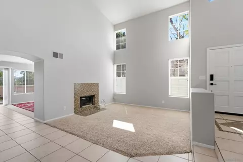Living - 2517 Whispering Palms Loop, Chula Vista, CA 91915 photo 3 of 10