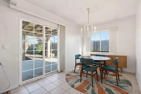 Dining - 1015 Cedar Brk, Escondido, CA 92025 photo 1 of 2