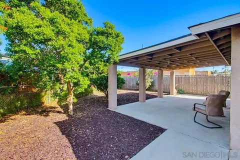 Exterior - 1015 Cedar Brk, Escondido, CA 92025 photo 4 of 5