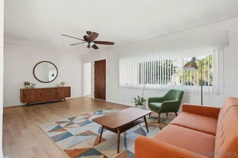 Living - 1015 Cedar Brk, Escondido, CA 92025 photo 2 of 3