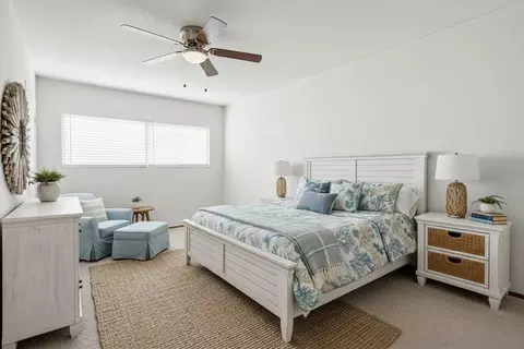 Bedroom - 1015 Cedar Brk, Escondido, CA 92025 photo 4 of 5